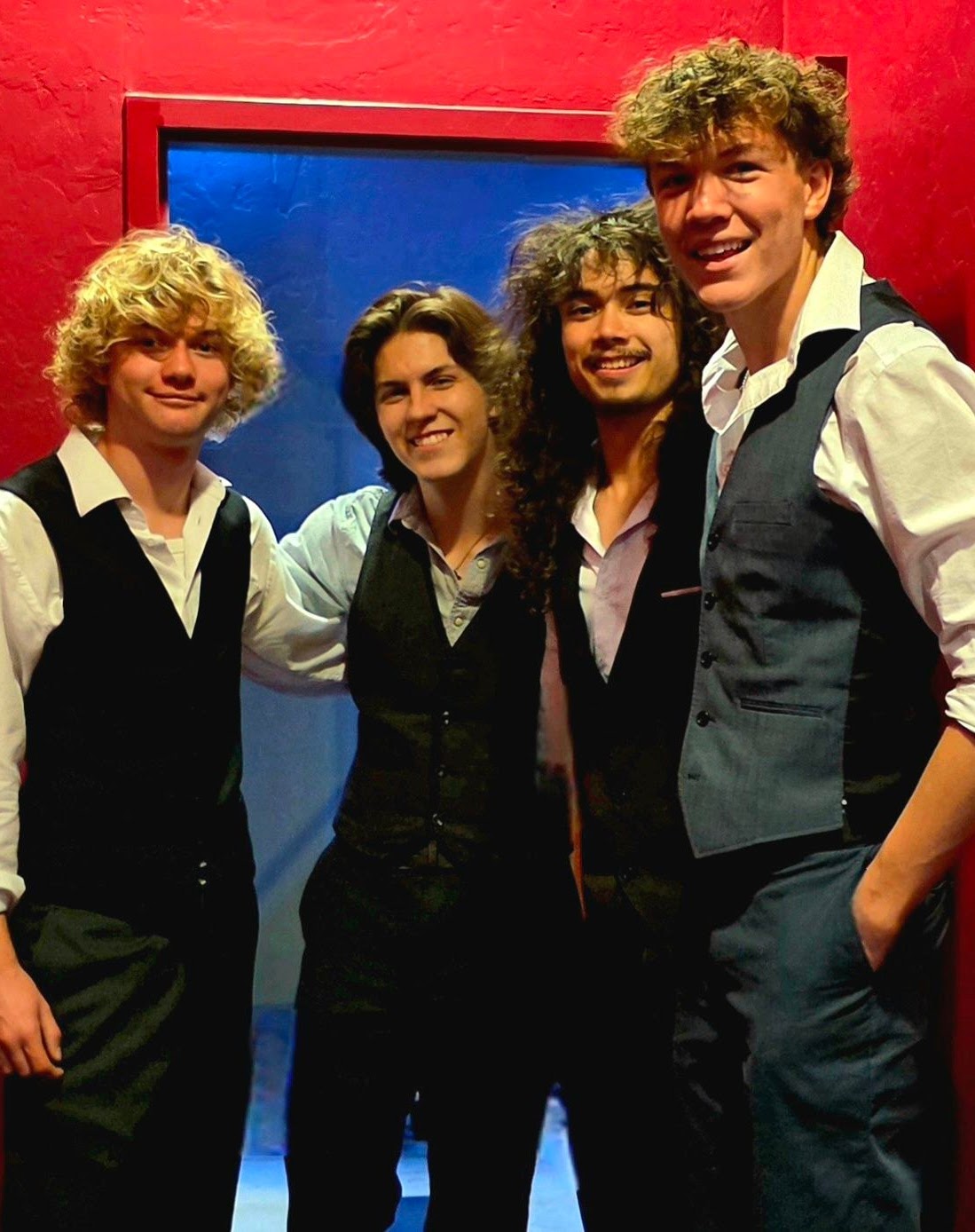 Garrett James and the Wanderers - Gallery Image 3