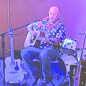 Bob Ray as Young Pink (Talent: Young Pink - Bob Ray)